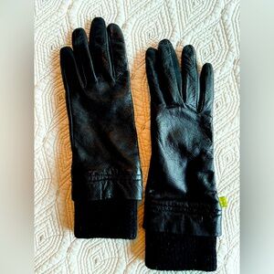 🖤 Mackage leather chic black gloves Small